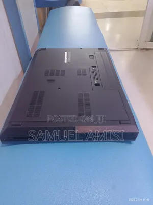 Laptop Dell Latitude 5300 4GB Intel Core i3 HDD 320GB