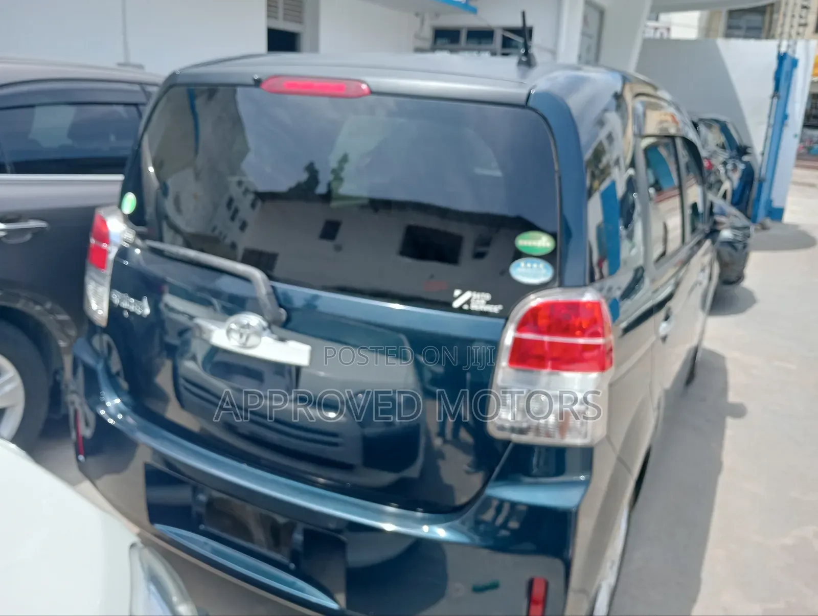 Toyota Spade 2019 Blue