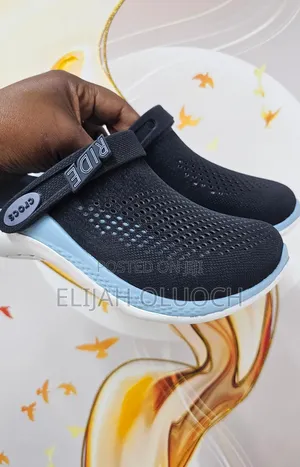 Crocs Literide - Black Light Blue
Quality