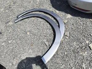 Honda Vezel Front Fender Moulding