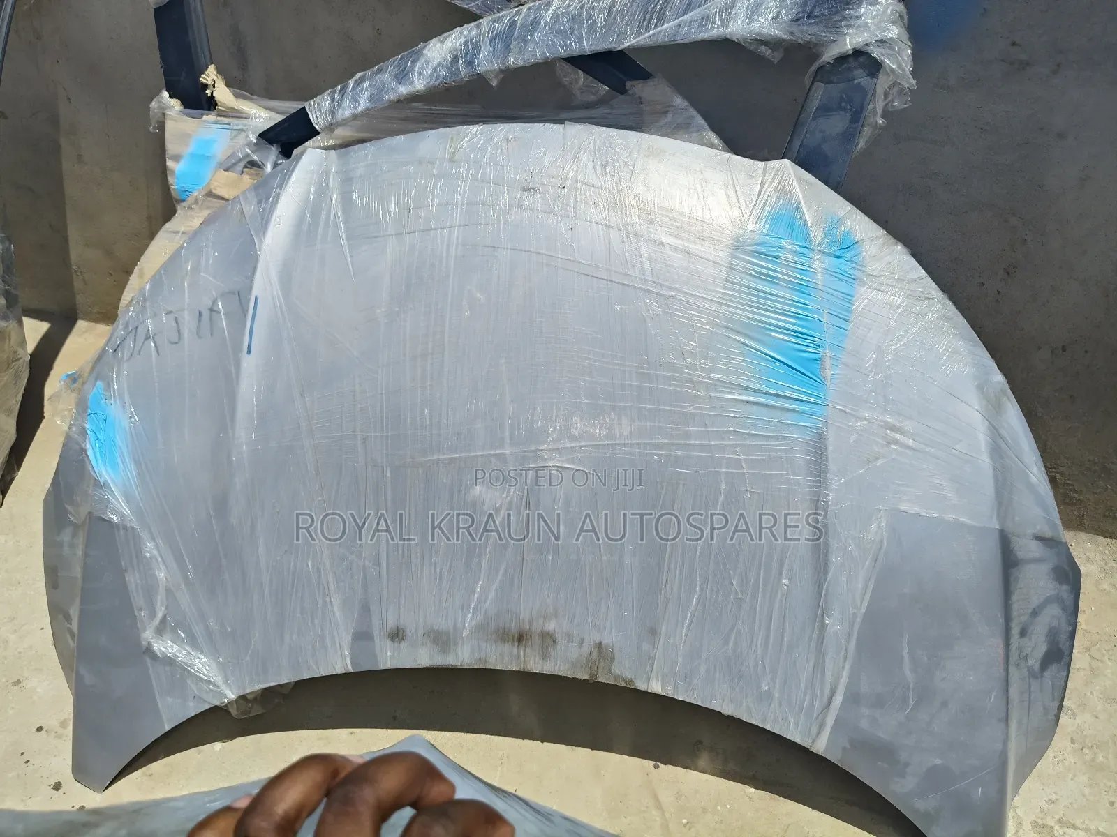 Honda Vezel Bonnet