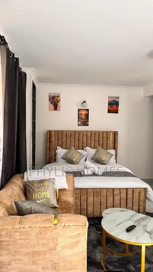 Spacious Studio Airbnb in South B