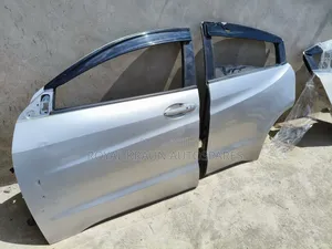 Honda Vezel Doors