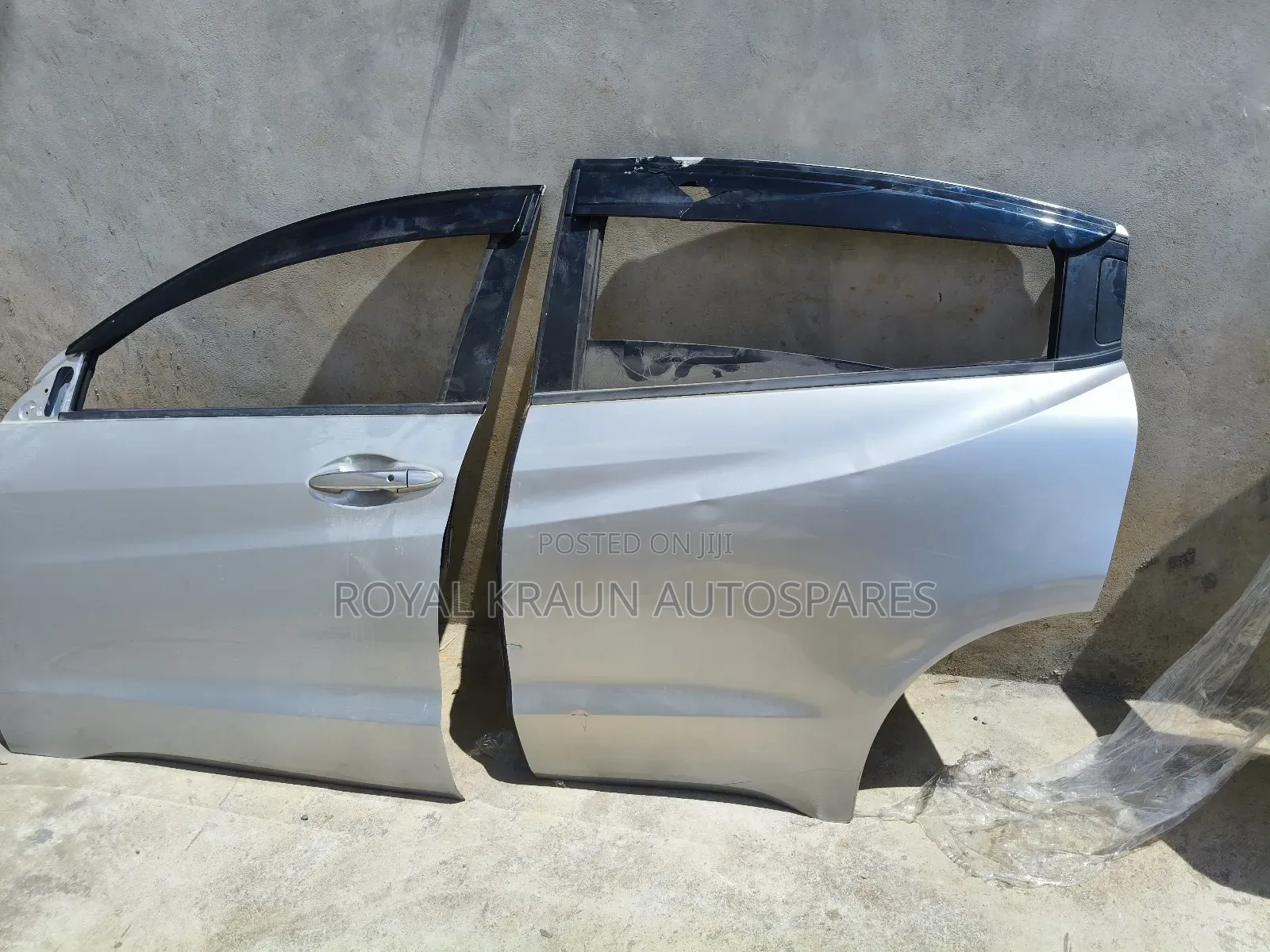 Honda Vezel Doors