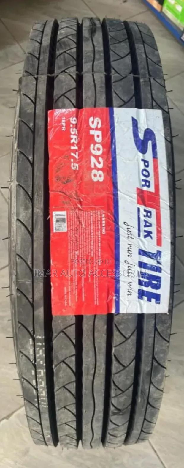 Sportrak 9.5r17.5 Tyre – Durable Commercial Truck Trailer Tire