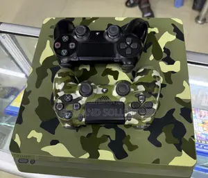 Very Clean Chipped Ps4 Slim Camoflage Console