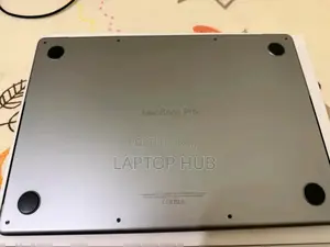 Laptop Apple MacBook Pro 2021 M1 32GB Apple M1 Pro SSD 1T