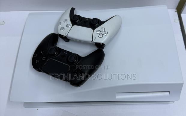 Super Clean Ex Uk Sony Playstation 5 Standard - thumbnail 3