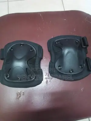 Tactical Knee Caps Black Padded With Abs Plastic Outer Shell