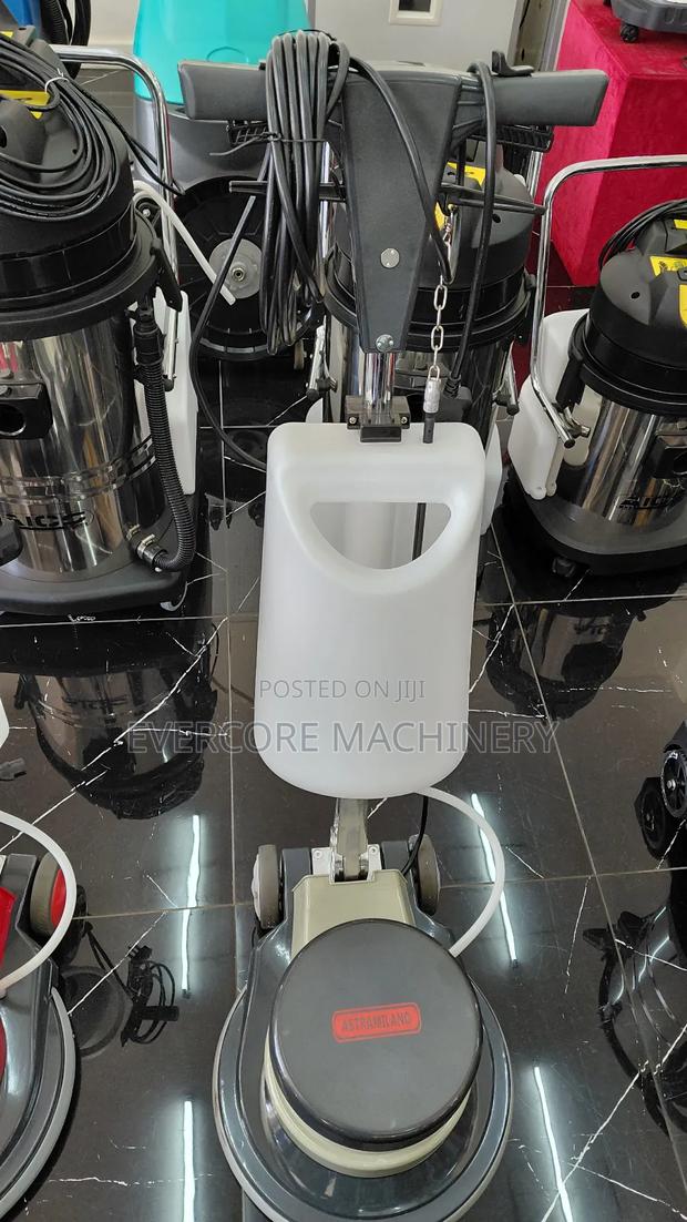 Carpet Scrubbing Machine With Brushes and Pad Holder Offer. - thumbnail 4
