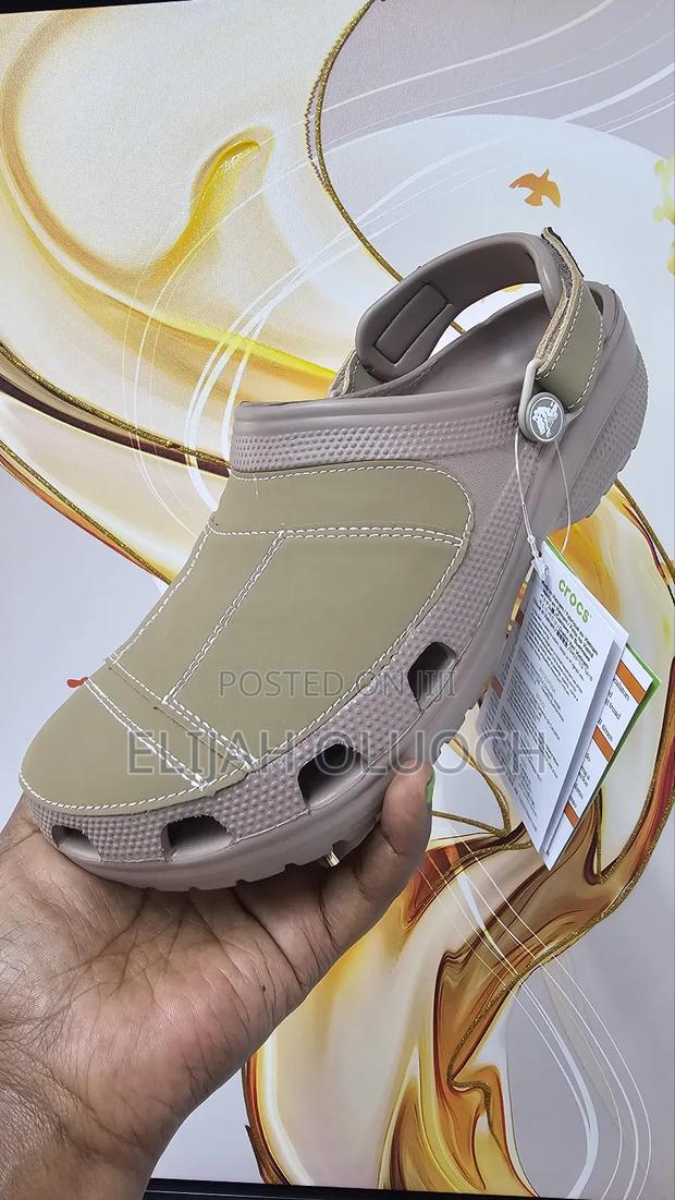 Crocs Yukon - Light Chocolate Quality - main view