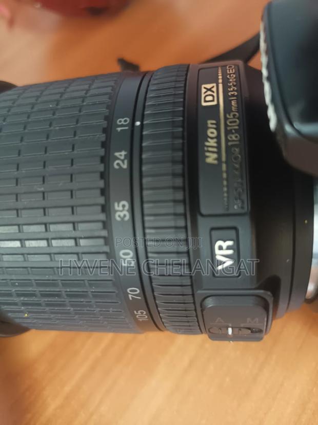 Nikon D5500 Camera Complete With 18-105mm Lens,Charger , Battery - thumbnail 3