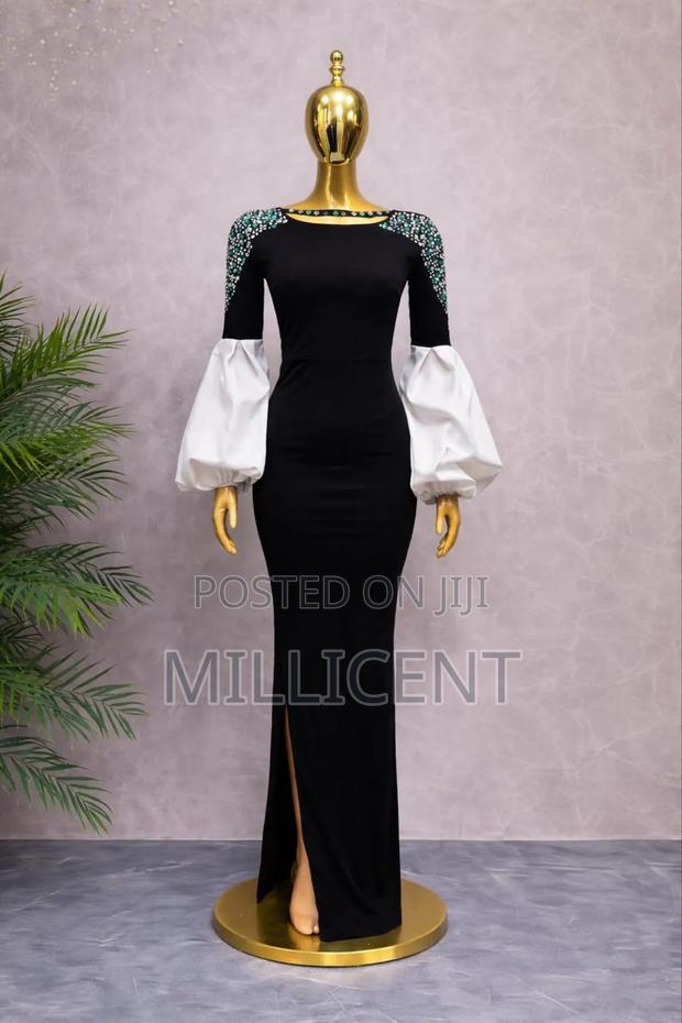 Ladies Fancy Dresses - thumbnail 8