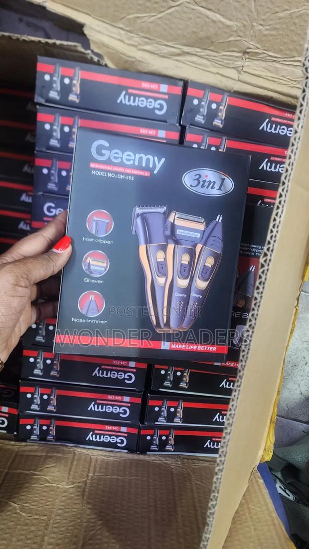 Geemy Shaver Gm-595 3 in 1 With Clippers - main view