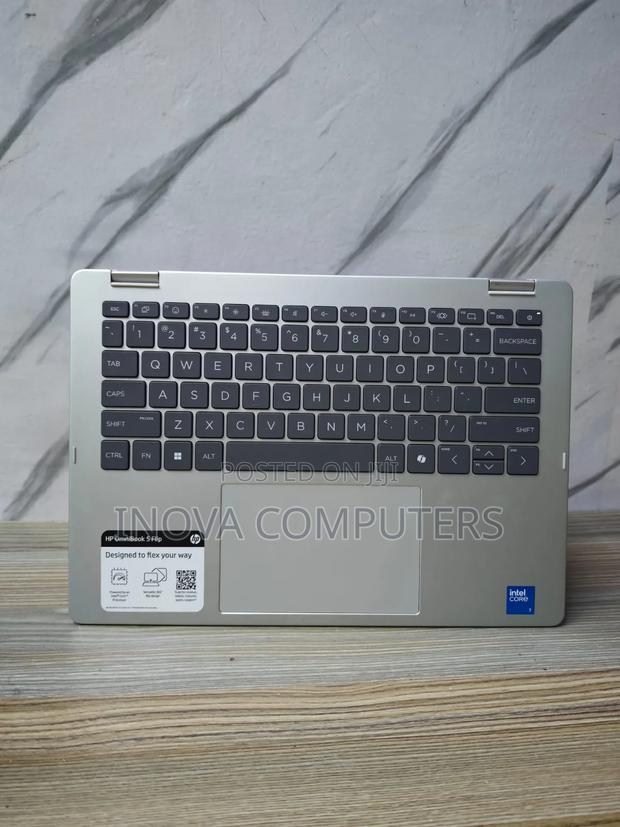 Laptop HP OmniBook 5 Flip 14-fp0023dx 16GB Intel Core i7 SSD 512GB