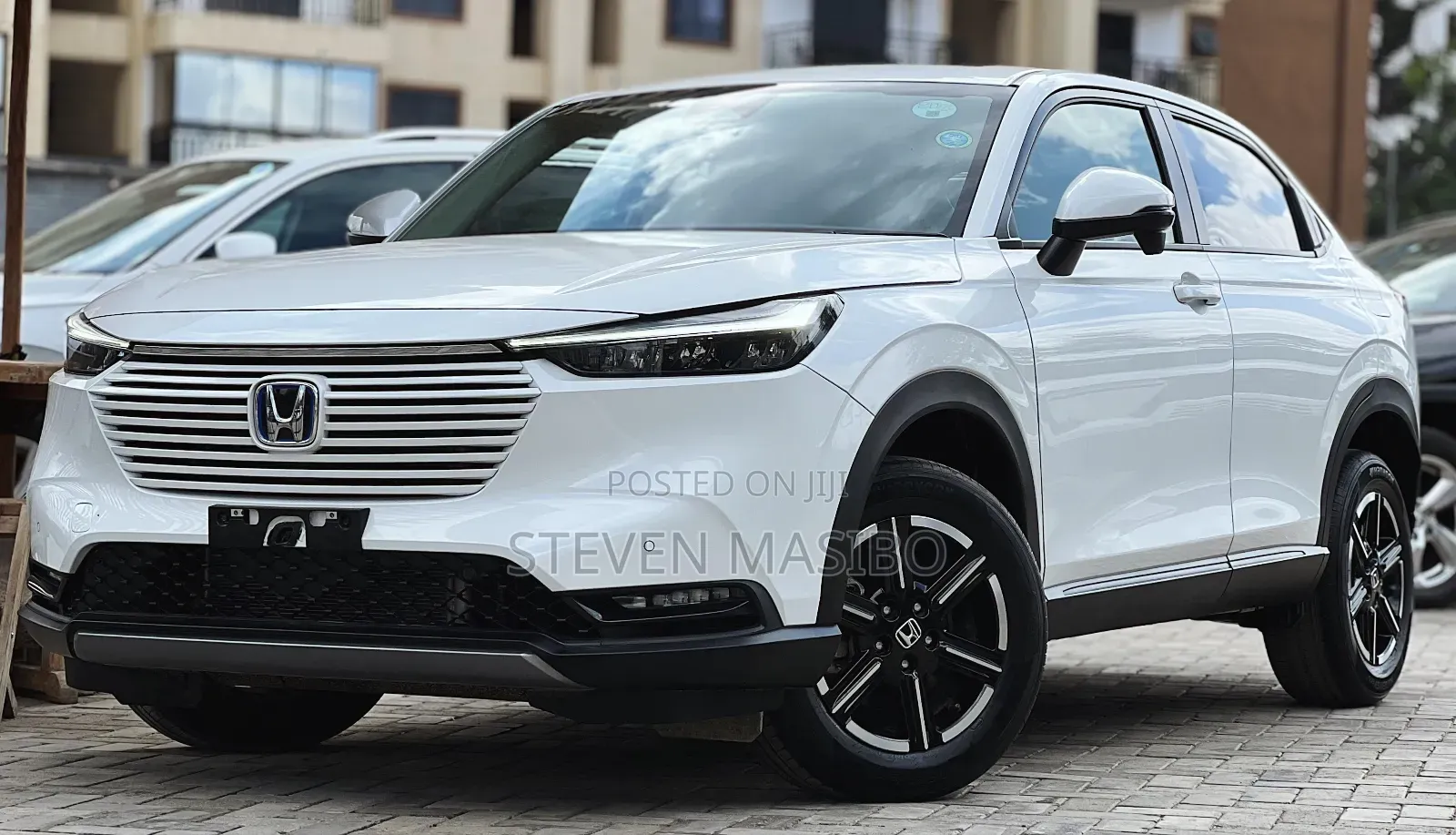 Honda Vezel 1.5 Hybrid 2WD 2021 White