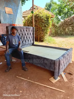 Grey Diamond Tufted Bed Size 5 by 6