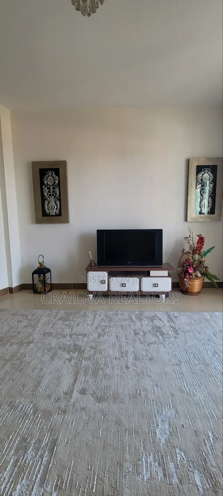 3bdrm Apartment in Milimani Estate for sale