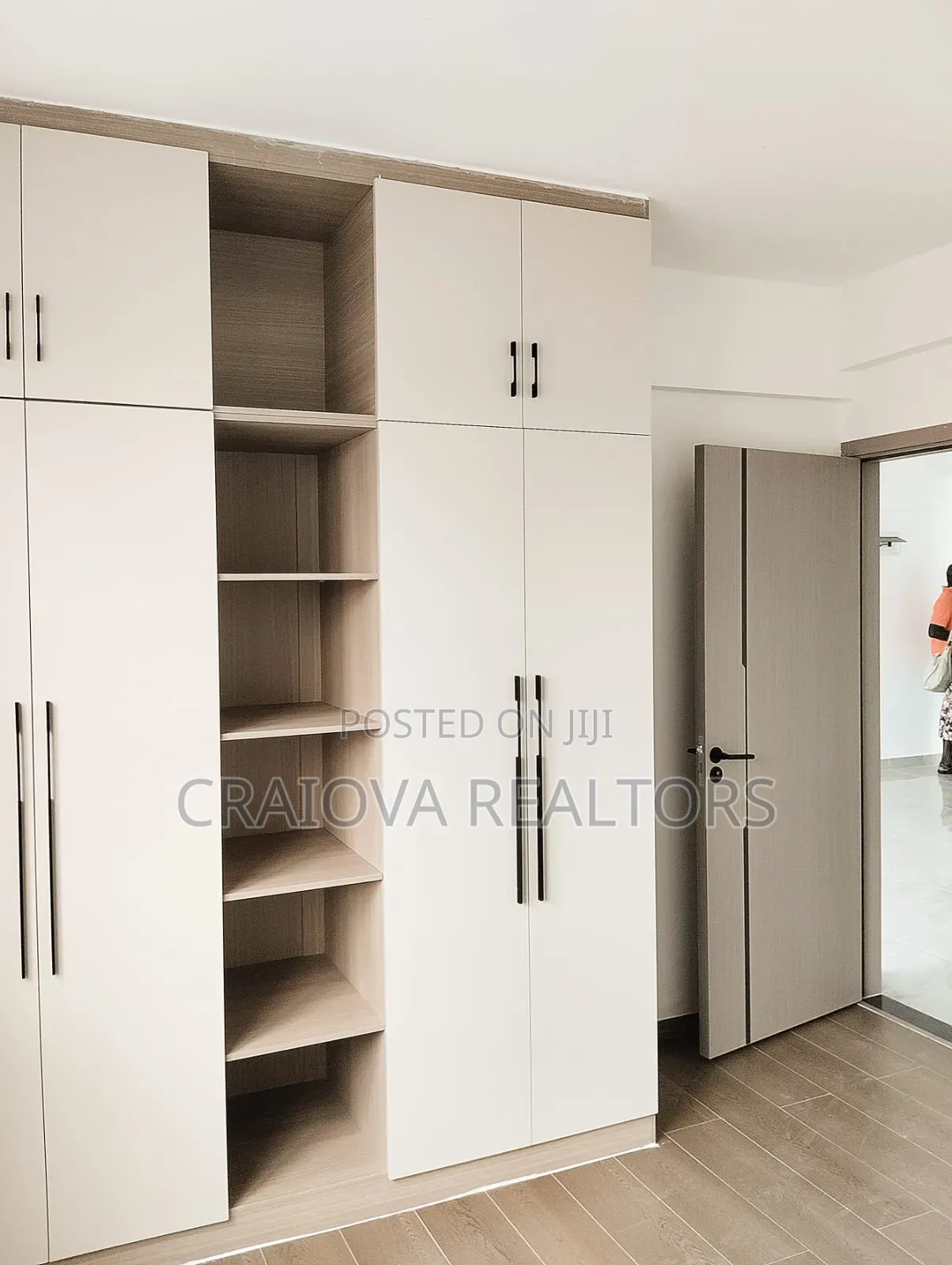 3bdrm Apartment in Milimani Estate for sale