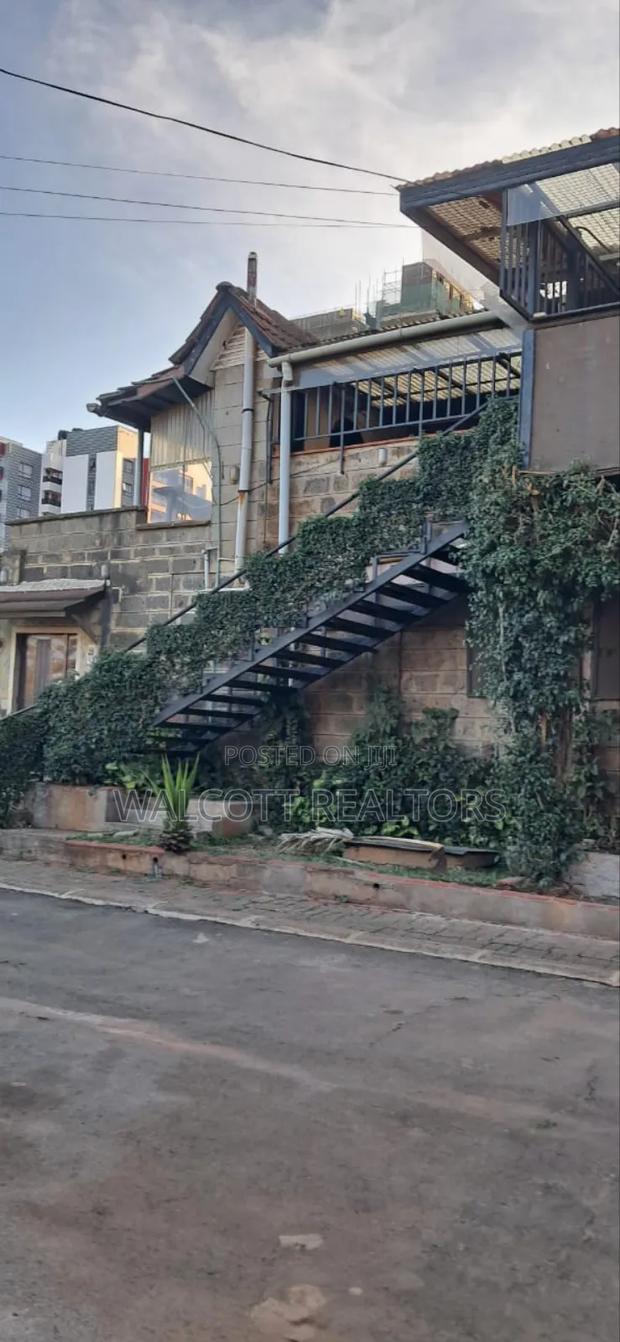 1bdrm House in Race Course for rent
