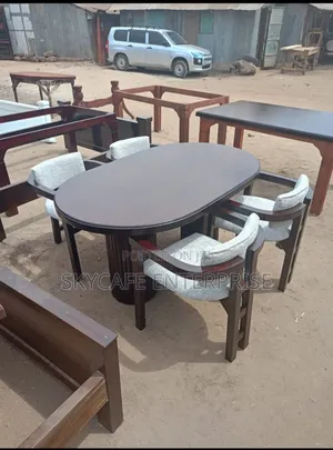 Modern Tapture 4 Seater