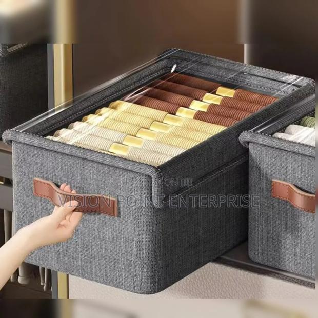*Collapsible Fabric Organizer With a Cover / Storage Bag