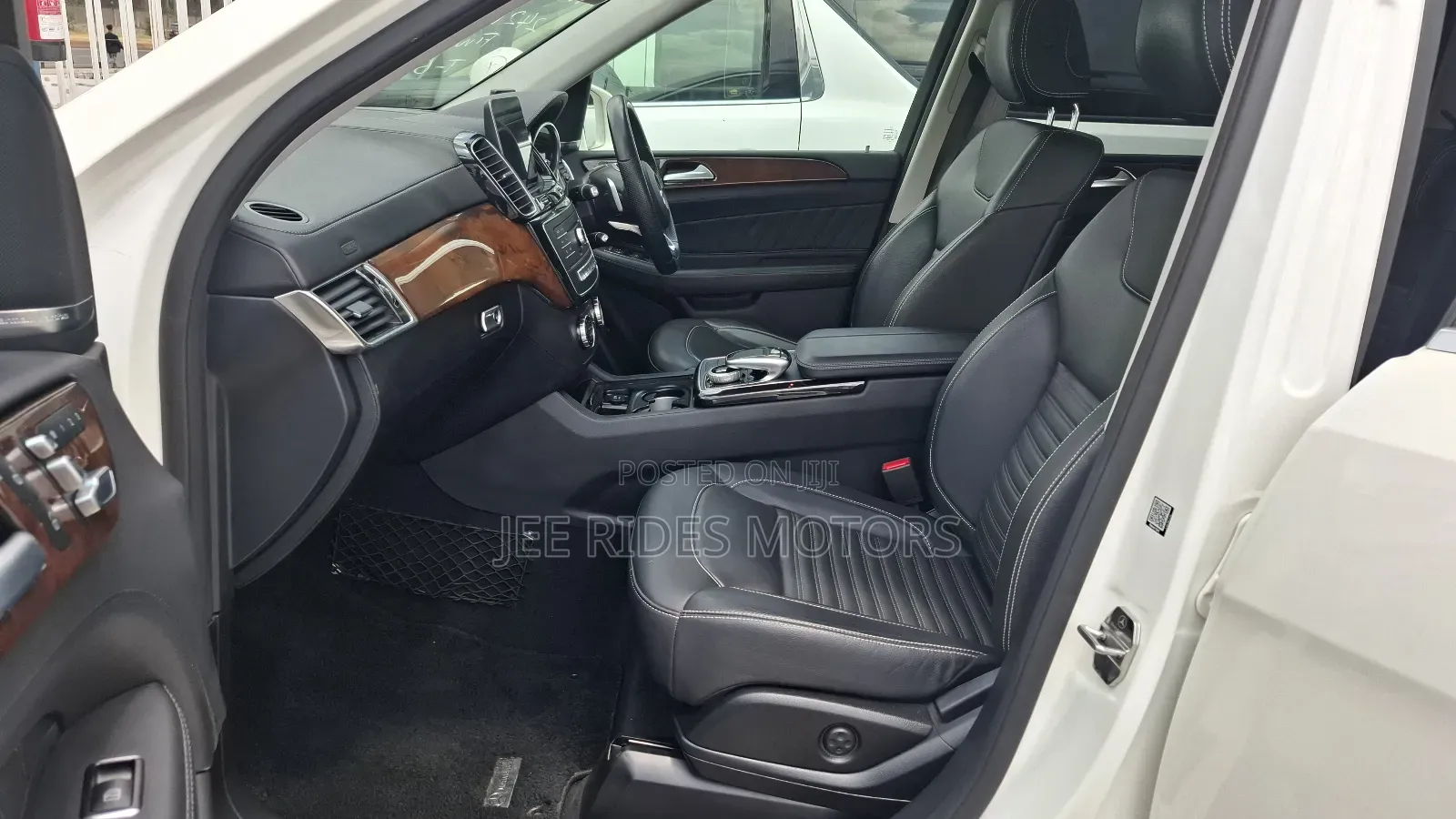 Mercedes-Benz GLS-Class 2019 White