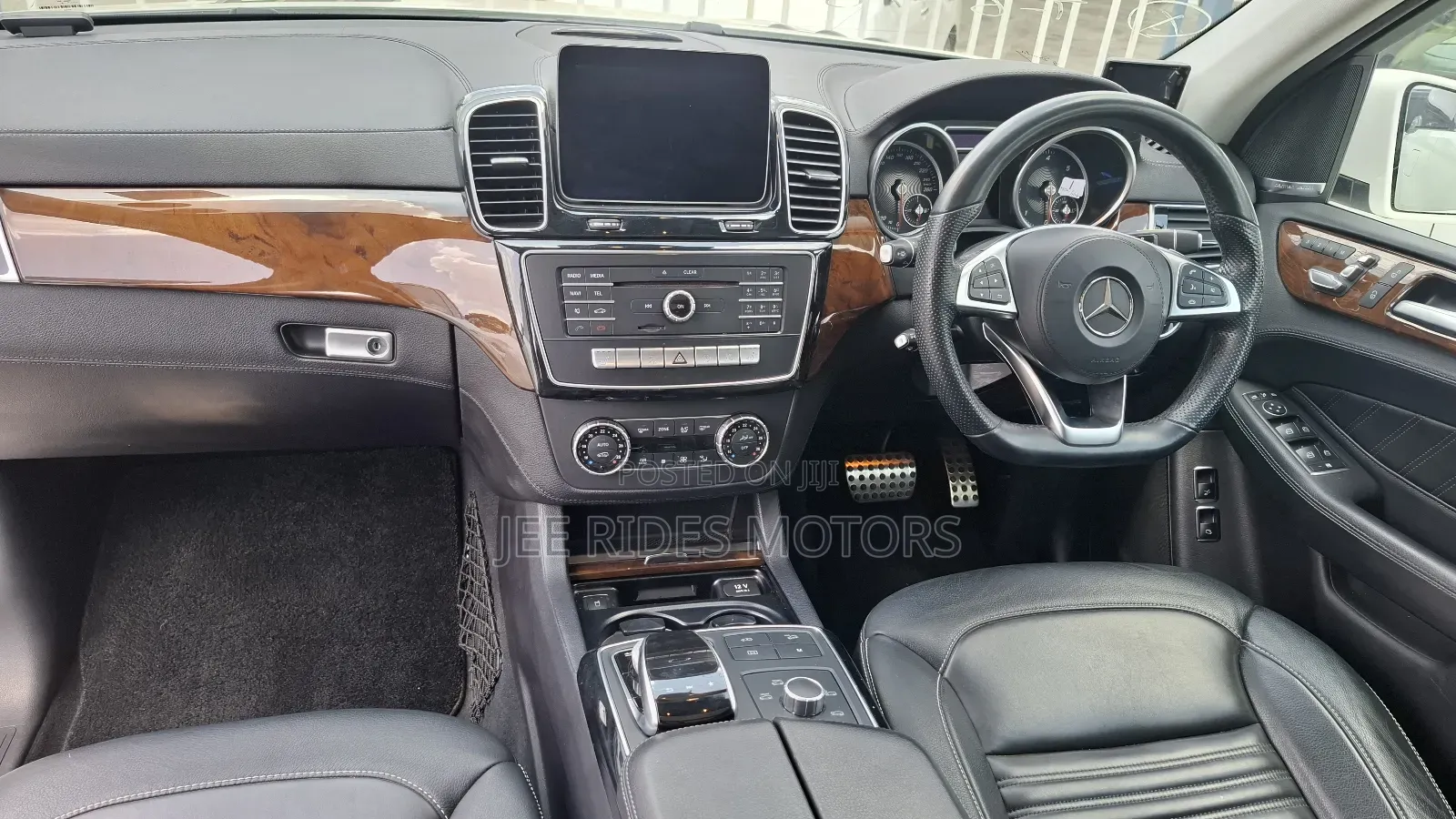 Mercedes-Benz GLS-Class 2019 White