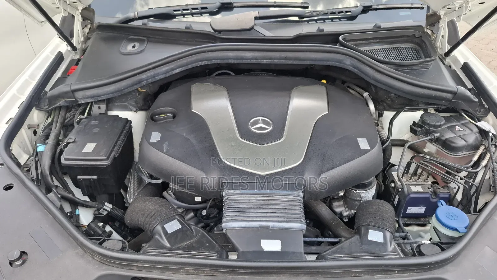 Mercedes-Benz GLS-Class 2019 White