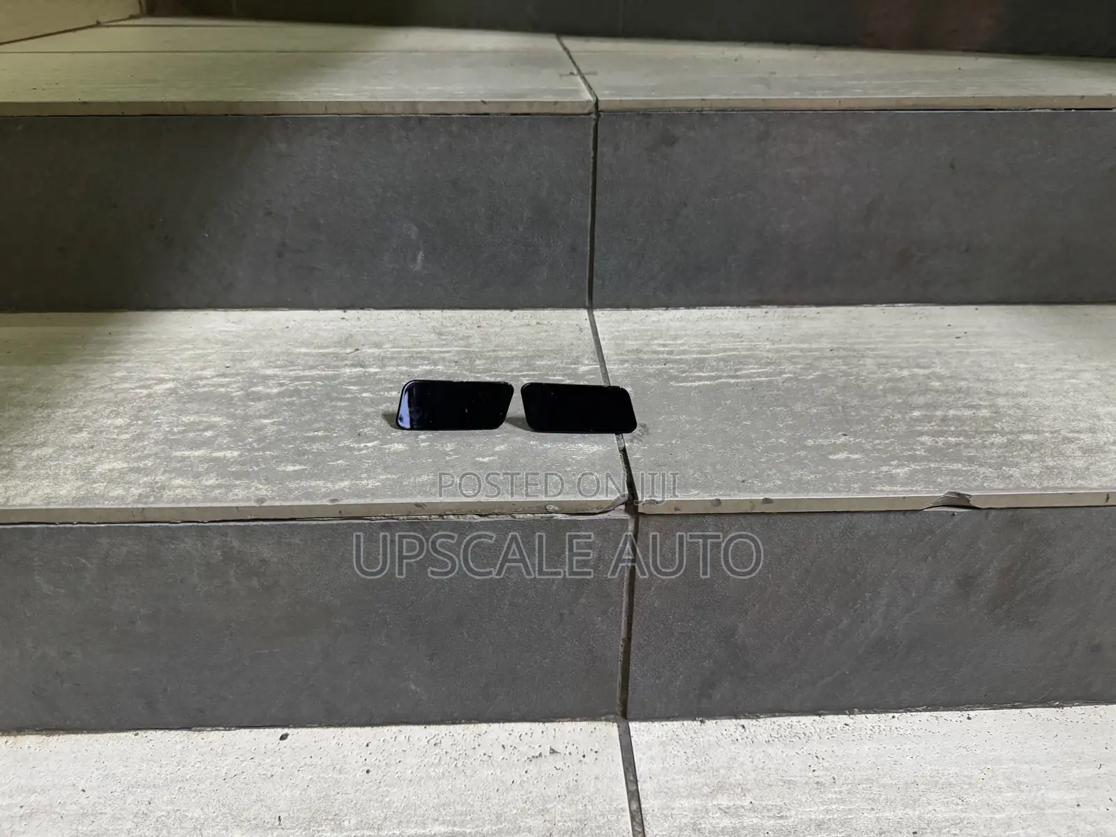 Lexus 570 Headlights Washer Jet