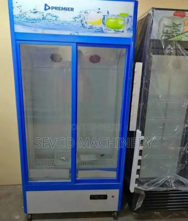 Heavy Duty 728l Display Chiller - main view