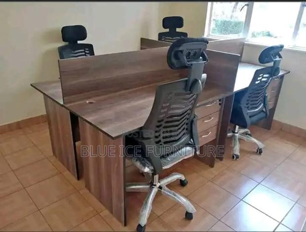 MDF 4 Way Working Station With Headrest Chair - main view