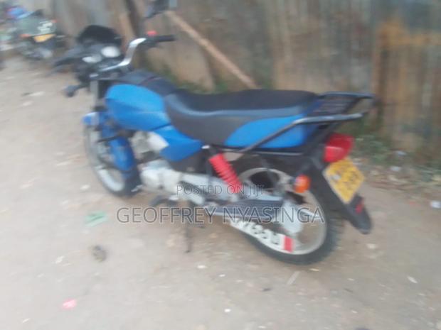 TVS HLX 125 2022 Blue - thumbnail 2