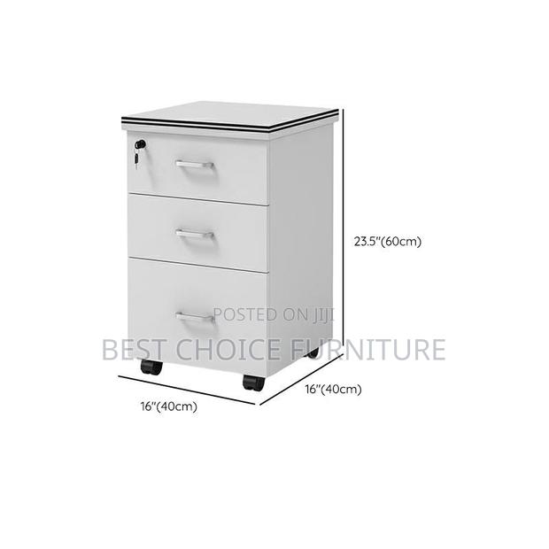 Office Workstations; Collaborative 6-Seater Multi-Coloured Office Desk - thumbnail 2