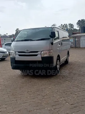 Toyota HiAce 2019 Silver