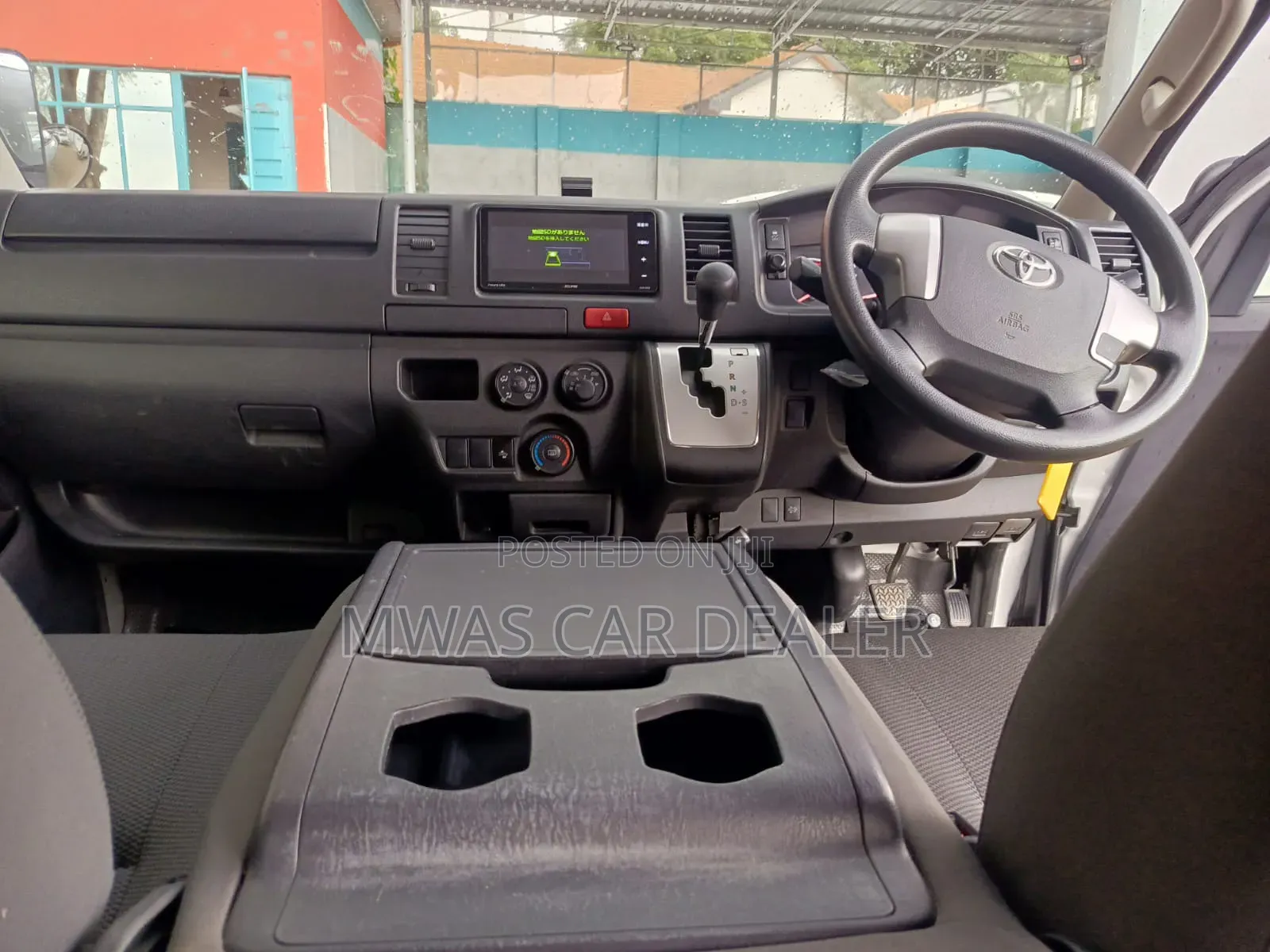 Toyota HiAce 2019 Silver