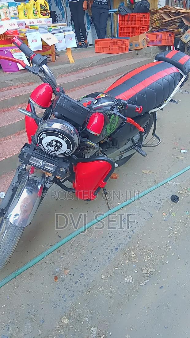 Bajaj Boxer 100 2017 Black - main view