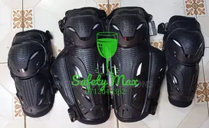 Motorcycle Knee and Elbow Guard/High Quality Knee/360 Degree