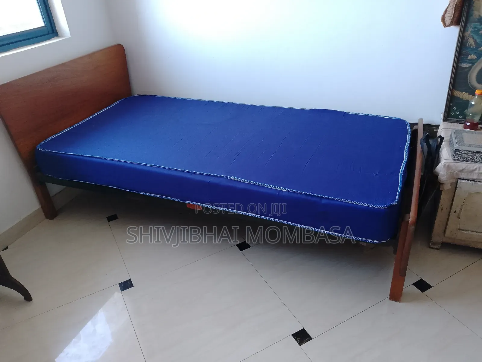 Vono Metal Spring Bed With Mattress for Sle