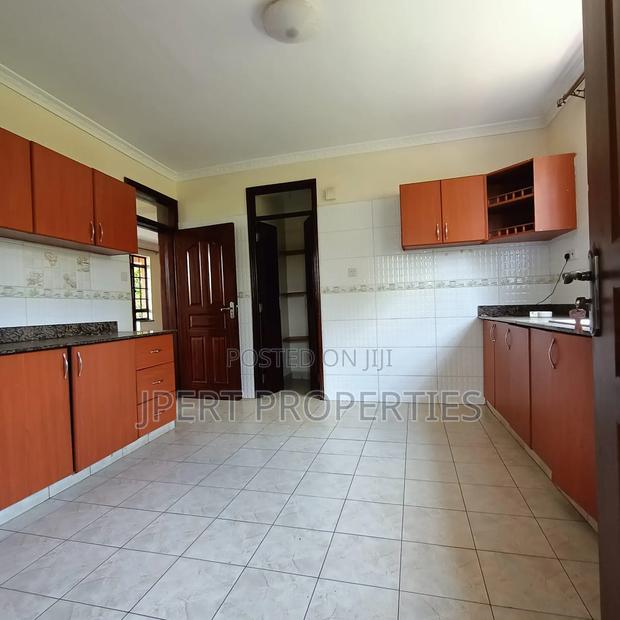 4bdrm Townhouse/Terrace in Runda for sale - thumbnail 2