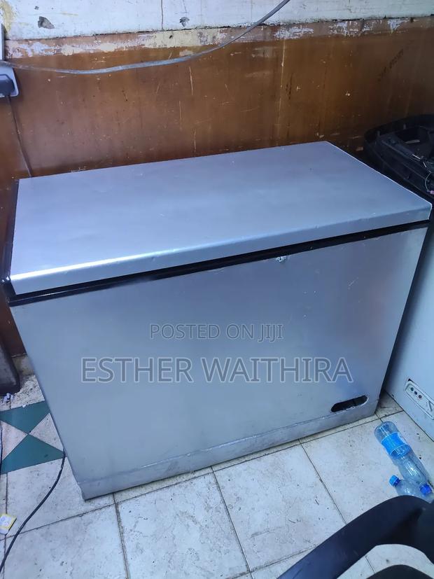 220litres Free Standing Chest Freezer - thumbnail 2