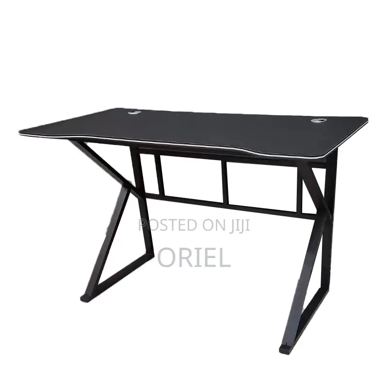 Gaming Desk : Modern Home/Office Gaming Desk