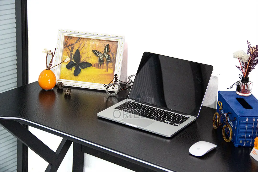 Gaming Desk : Modern Home/Office Gaming Desk