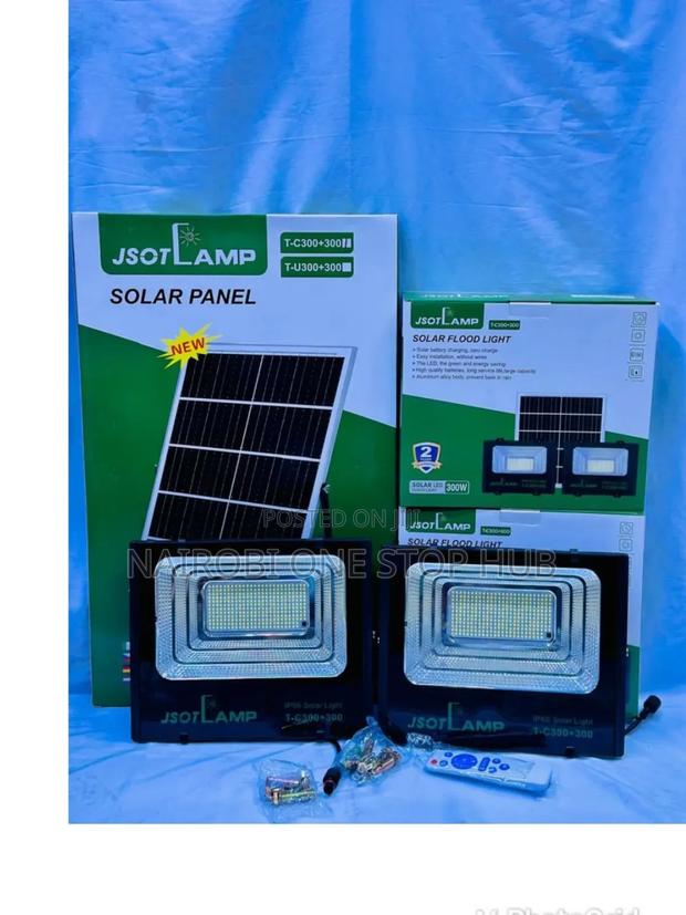 2 in 1 Solar Floodlight – 300+300w - main view