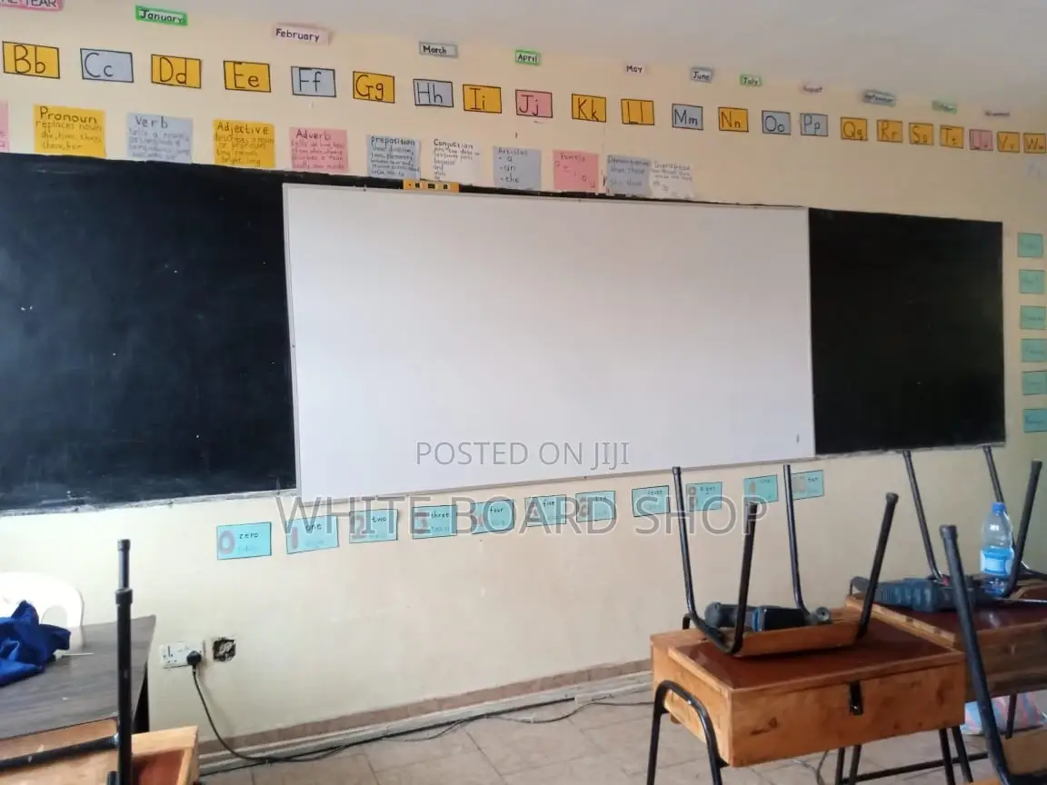 Heavy Duty Long Lasting School Whiteboards 8ft X 4ft for Sale