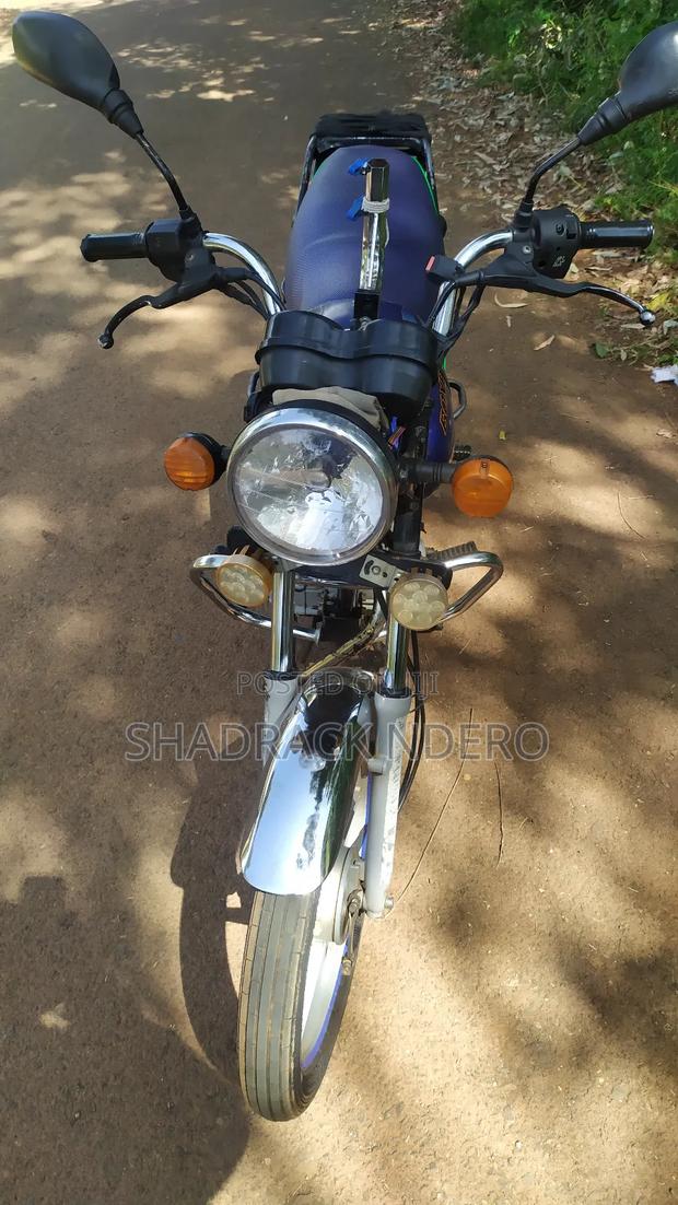 Bajaj Boxer 100 2020 Blue - main view