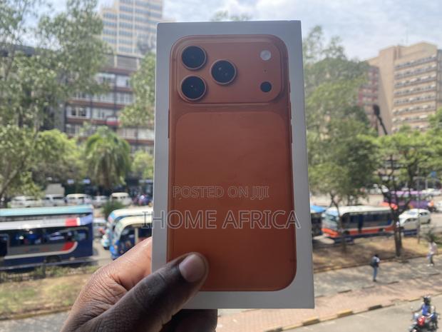 New Apple iPhone 17 Pro 256 GB Orange