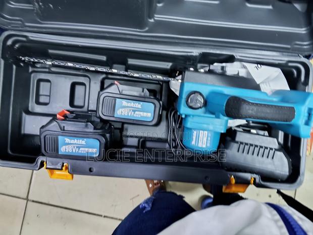 Makita Cordless Chainsaw Machine 12inch - thumbnail 3