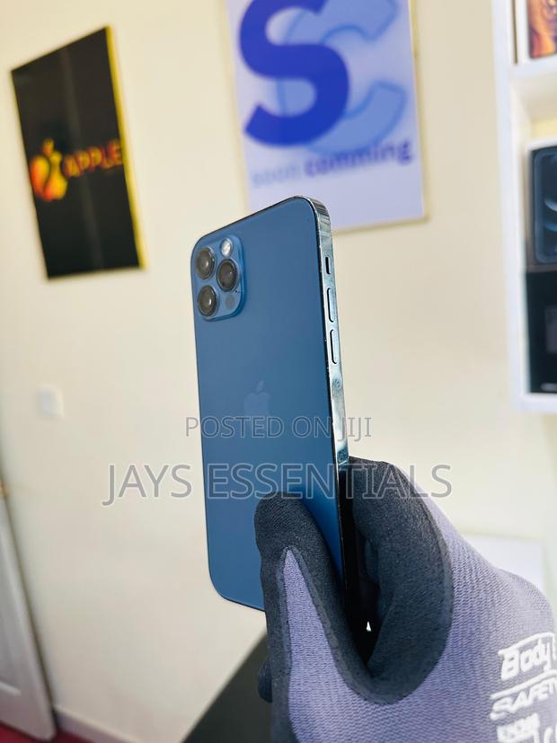 Apple iPhone 12 Pro 256 GB Blue - thumbnail 3