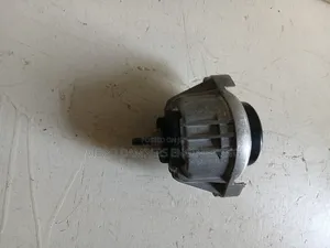 BMW E90 Front Engine Mounting